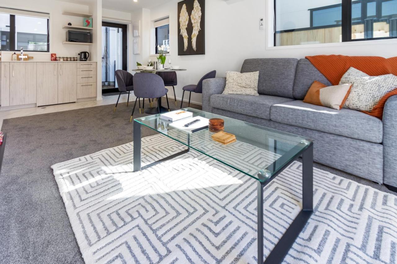 Central City Awaits 2 Bed 2 Bath With Carpark Christchurch Exteriér fotografie