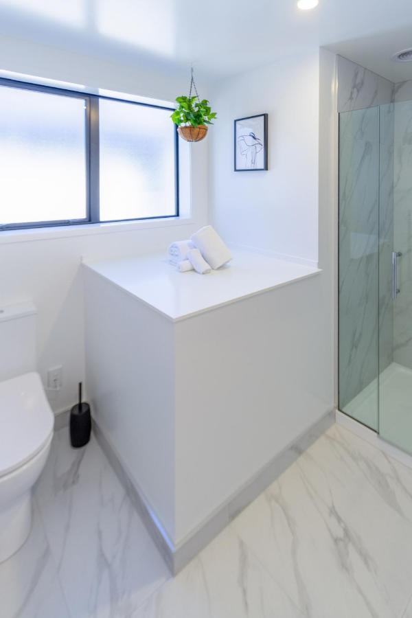 Central City Awaits 2 Bed 2 Bath With Carpark Christchurch Exteriér fotografie